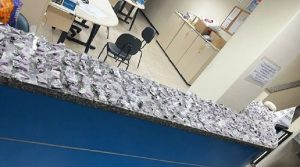 PM apreende sacola com 1,2 kg pasta base de cocaína em Pádua