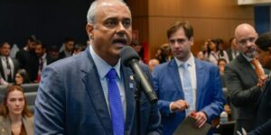 Deputado Jair Bittencourt deixa Secretaria Estadual de Governo e retoma mandato na ALERJ